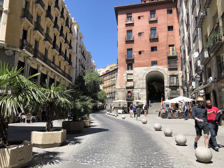 マヨール広場入り口