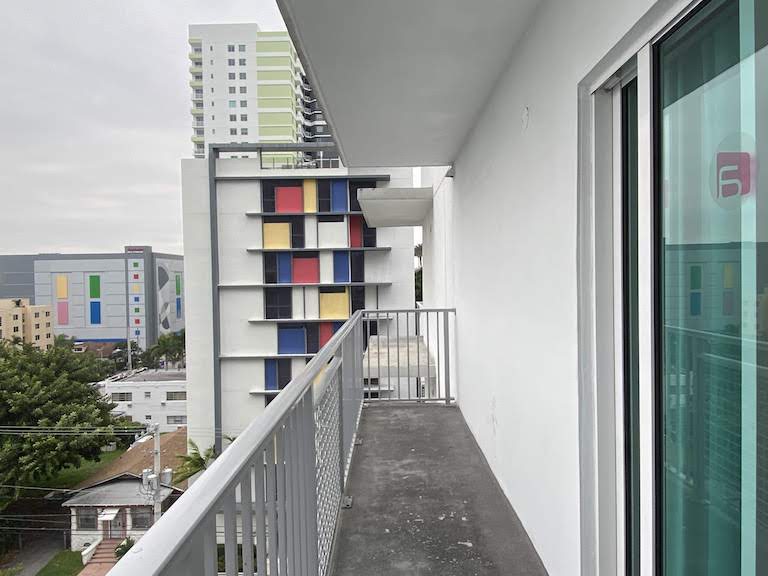 アロフトマイアミ ベランダ