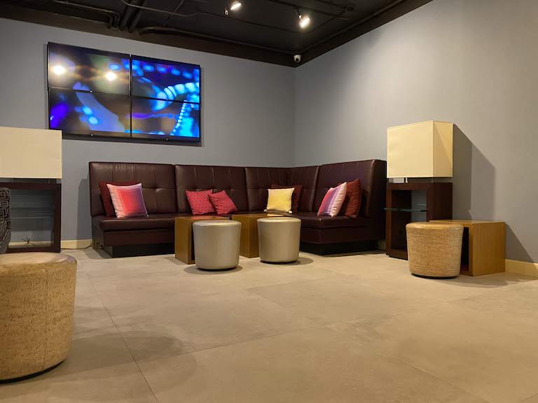 アロフトマイアミ ロビー