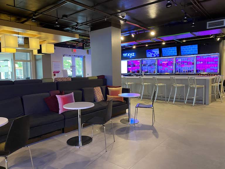 アロフトマイアミ ロビー