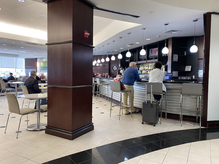 ヒューストン国際空港 ユナイテッドクラブ バー