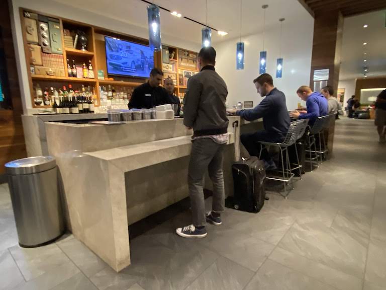 SFOアメックスセンチュリオンラウンジ