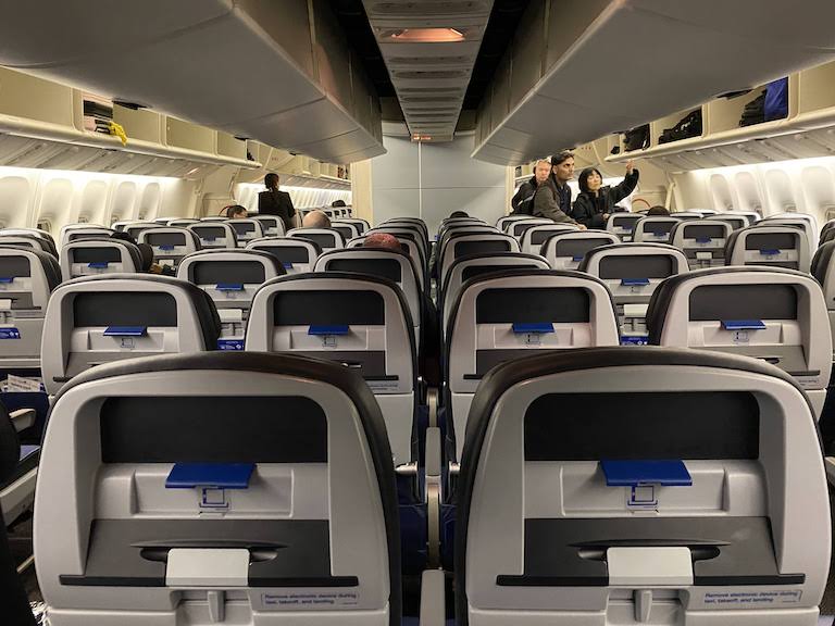 ユナイテッド航空機内