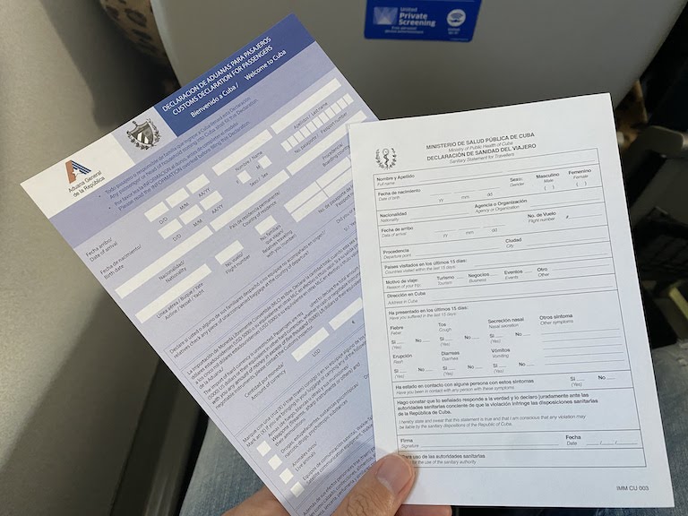 キューバ税関申告書＆健康申告書