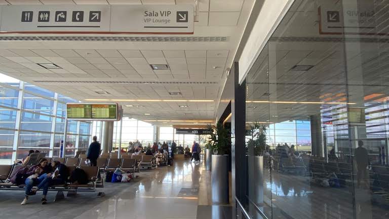 AEROPUERTOS VIP CLUB 入り口