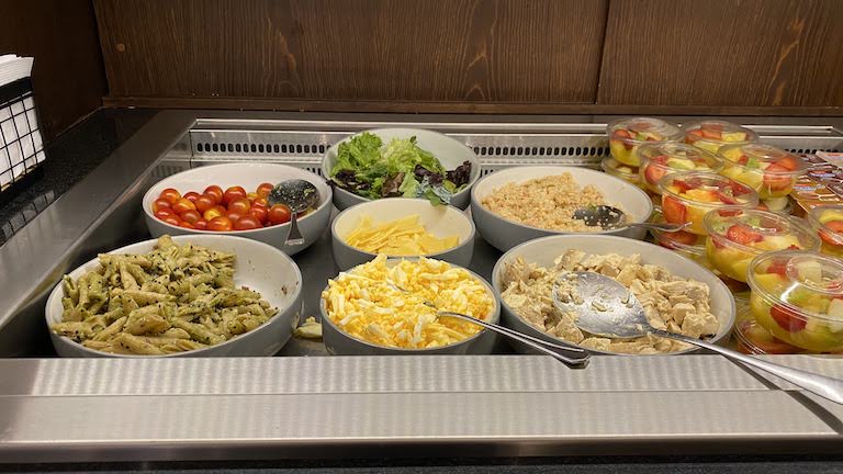 AEROPUERTOS VIP CLUB フード