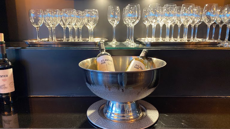 AEROPUERTOS VIP CLUB ワイン