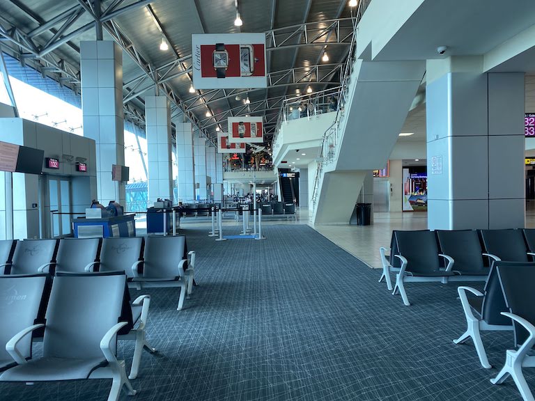 トクメン国際空港