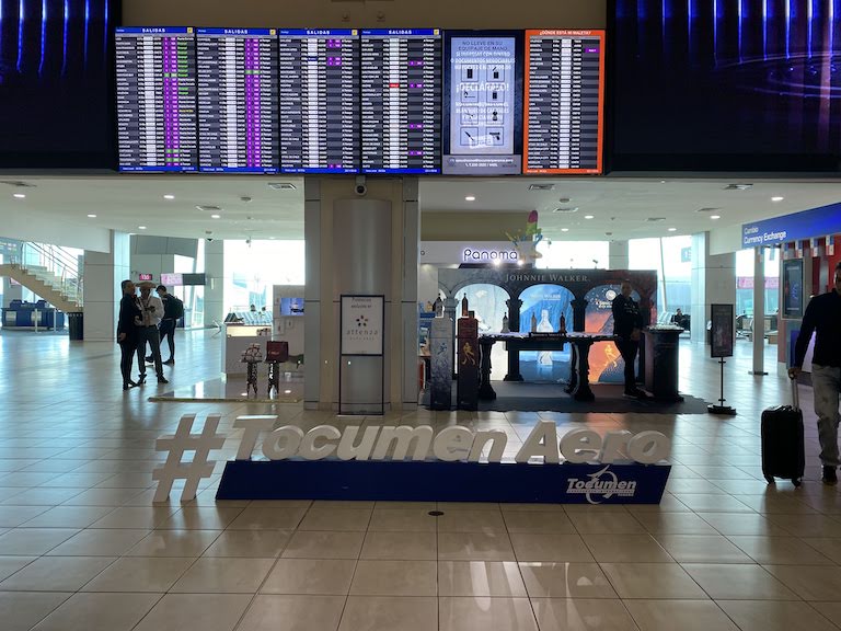 トクメン国際空港