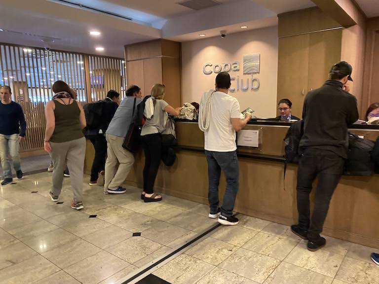 コパクラブラウンジ受付