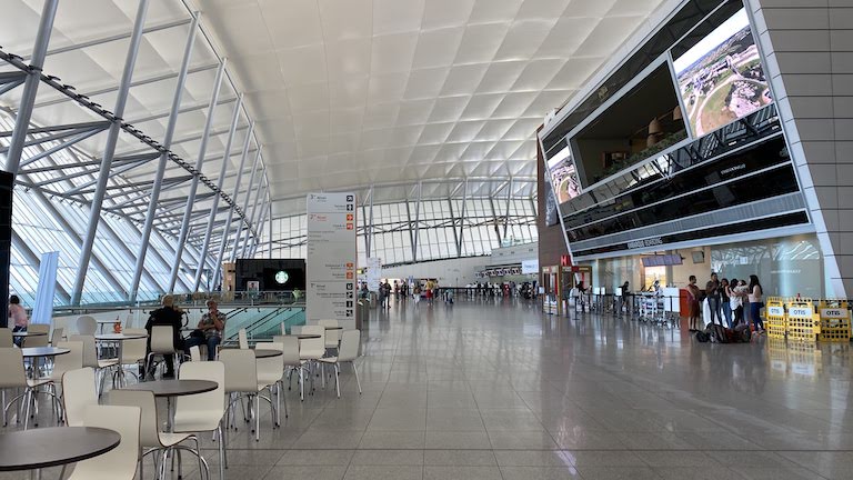 カラスコ国際空港