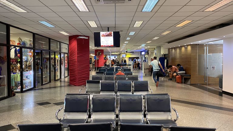 アスンシオン 空港