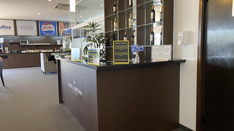 VIP GOLD ラウンジのバー