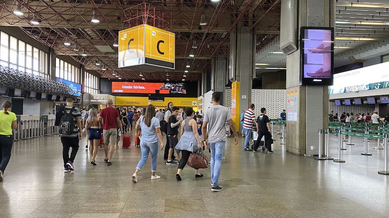 グアルーリョス国際空港