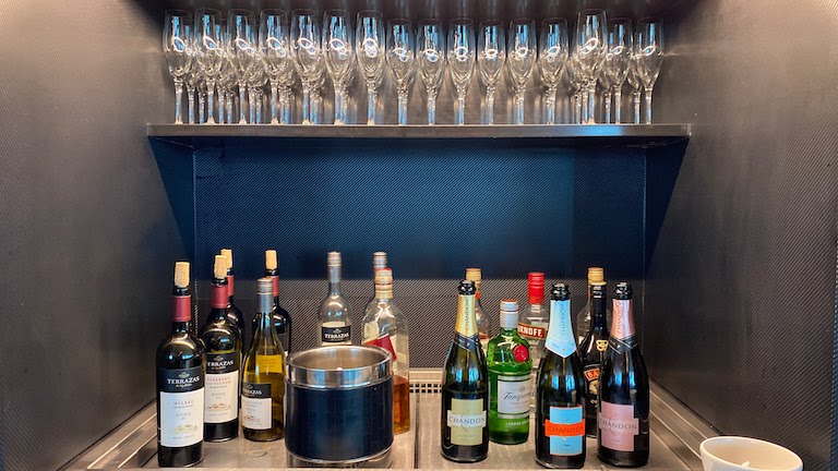 EZEセンチュリオンラウンジ　ワイン