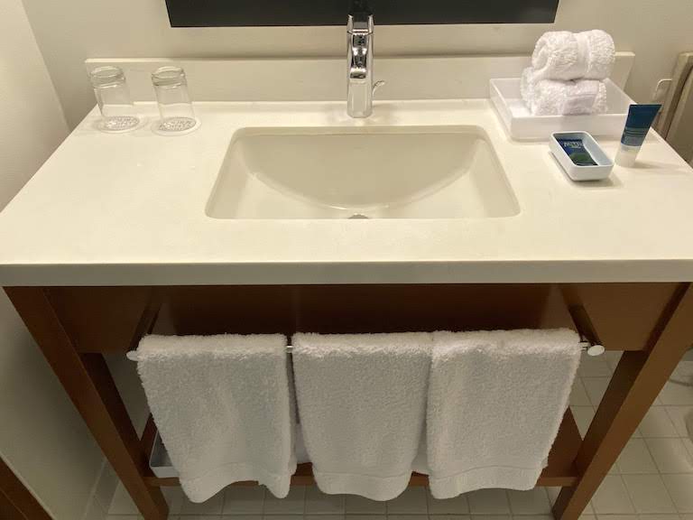 FourPoints Limaシンク