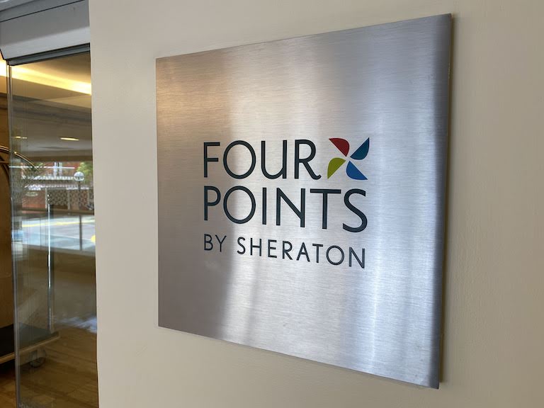 FourPoints Limaロゴ