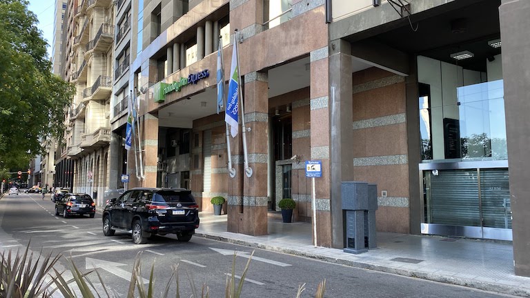 HIEX ブエノスアイレス 外観