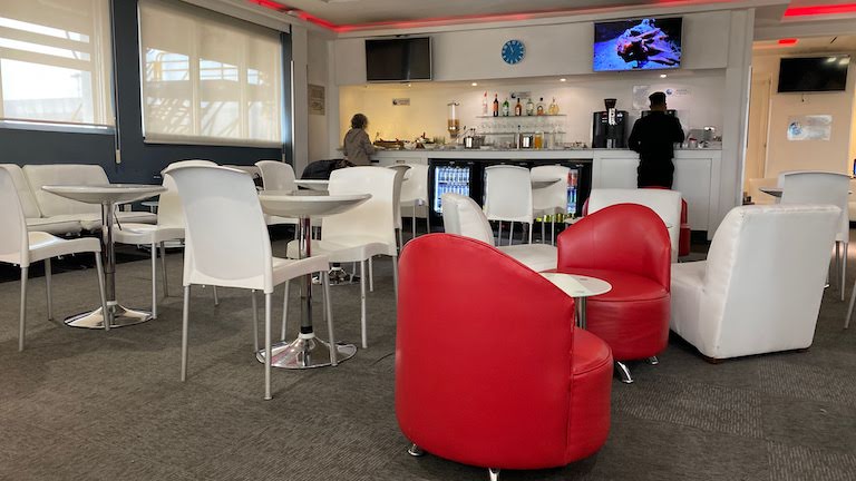 アビアンカラウンジ