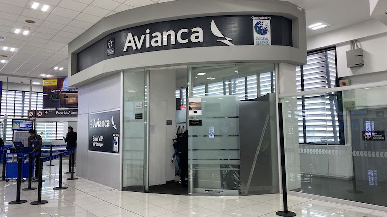 アビアンカラウンジ