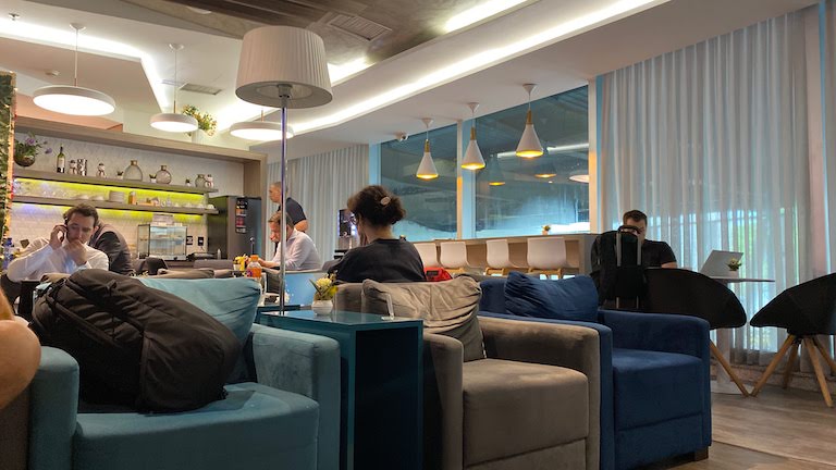 Advantage VIP Lounge 座席