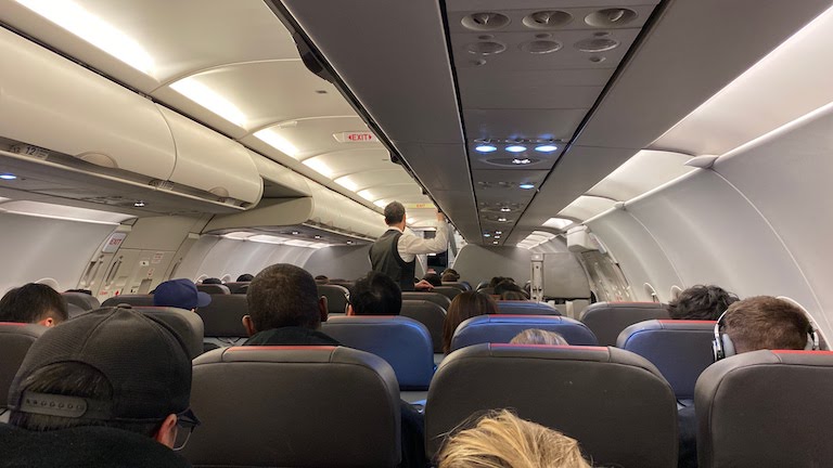 アメリカン航空機内