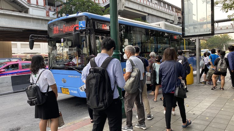 バンコク A1バス