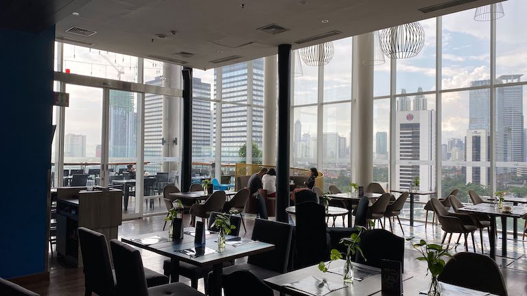 オールシーズンズ レストラン