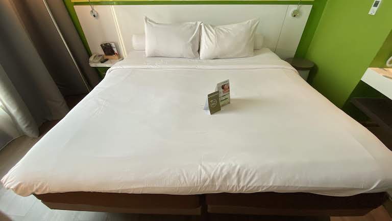 オールシーズンズ ベッド