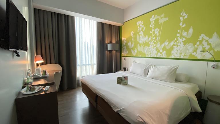 オールシーズンズ 客室