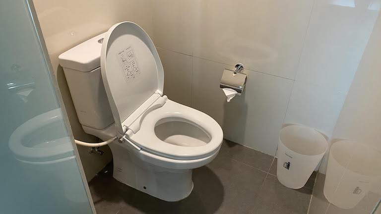 オールシーズンズ トイレ