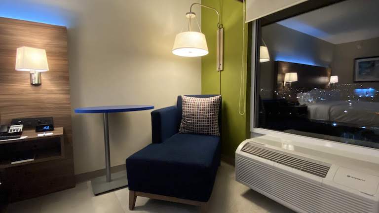 Holiday Inn Express Guadalajara Aeropuerto チェア