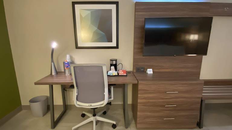 Holiday Inn Express Guadalajara Aeropuerto デスク