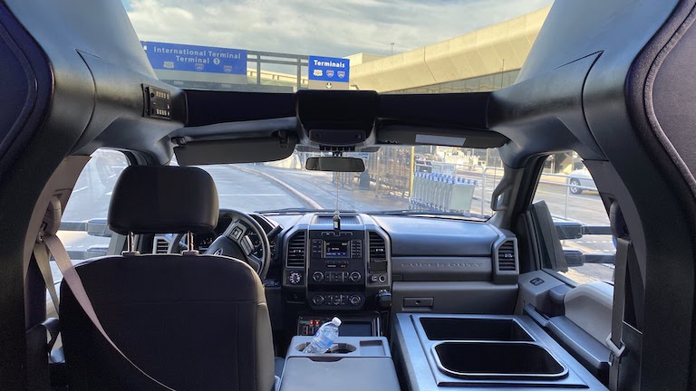 ヒルトンSFO 送迎バス