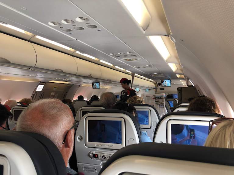 ターキッシュエアラインズ機内