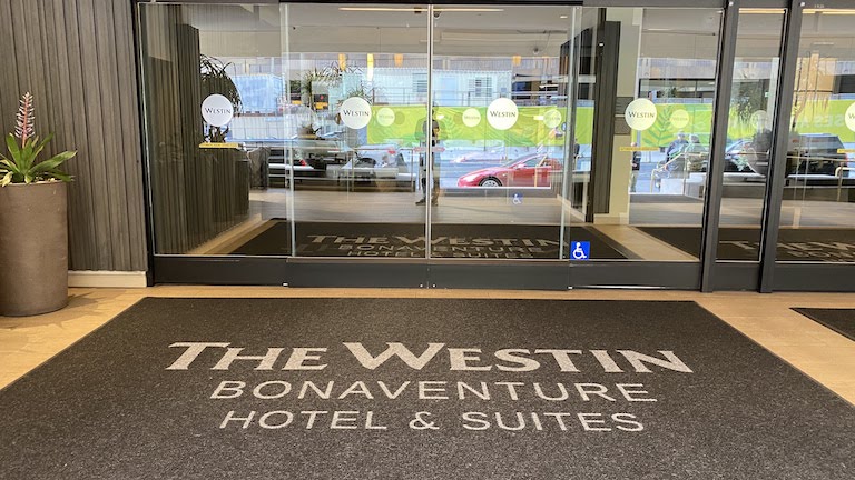 Westin Bonaventure LA ・エントランス
