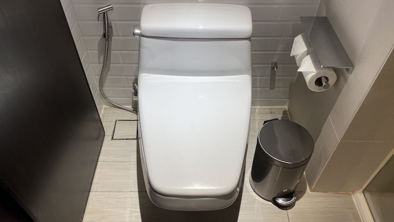 ダブルツリーバンコクプロエンチット トイレ