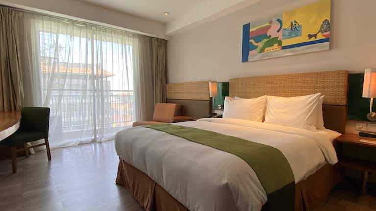 ホリデイ イン エクスプレス バリ ラヤ クタ　部屋