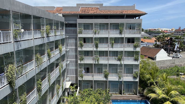 ホリデイ イン エクスプレス バリ ラヤ クタ　景色