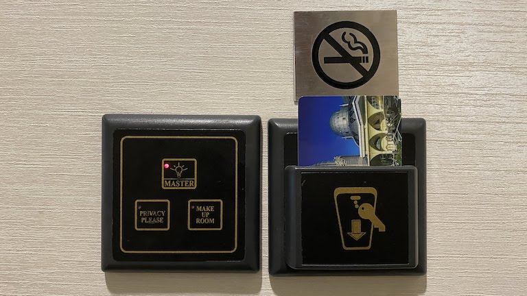 インターコンチネンタルKL カードホルダー