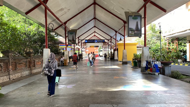 デンパサール国際空港（ングラ・ライ国際空港）