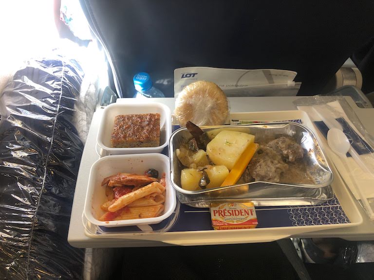 LOTポーランド航空 機内食