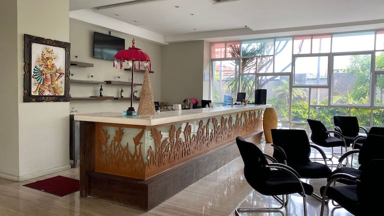 メルキュール バリ ハーベストランド クタ　バー