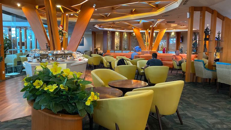 DPSプレミアムラウンジ