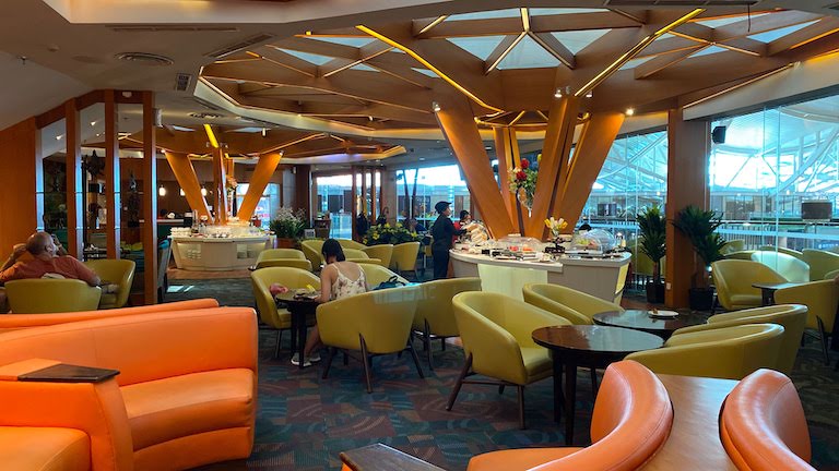 DPSプレミアムラウンジ