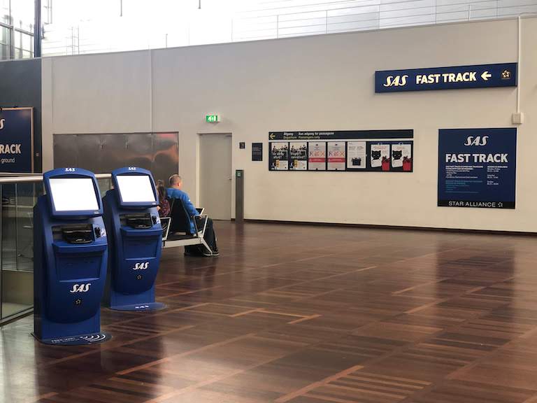 コペンハーゲン空港 SAS FAST TRACK
