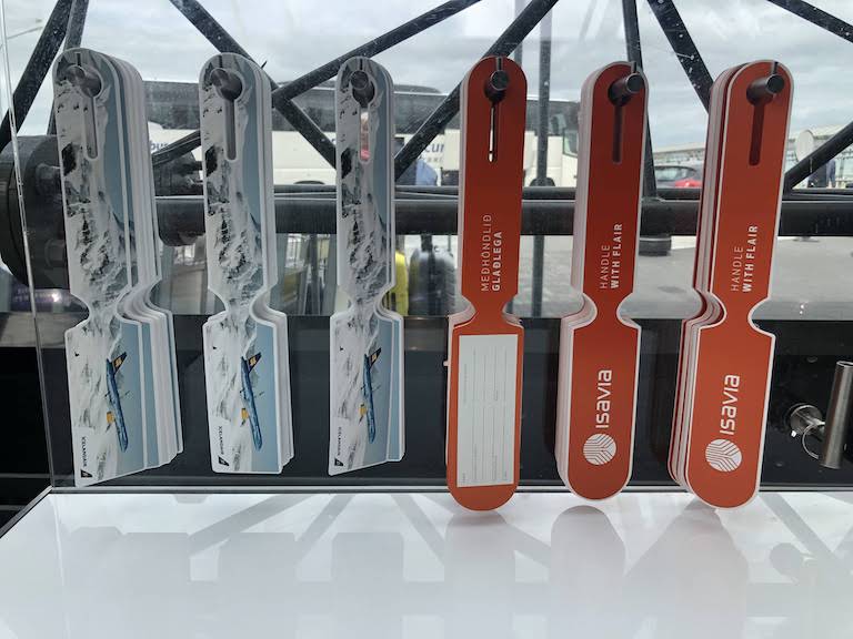 ケプラヴィーク国際空港タグ