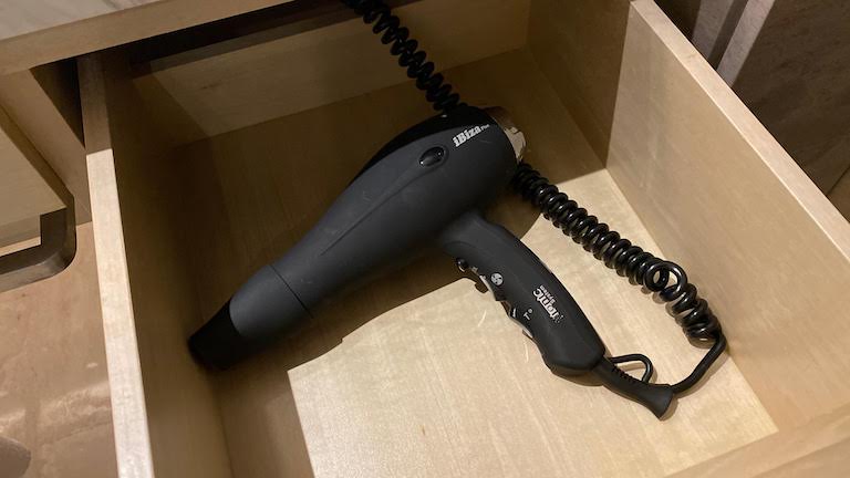 ソフィテルKL　ドライヤー