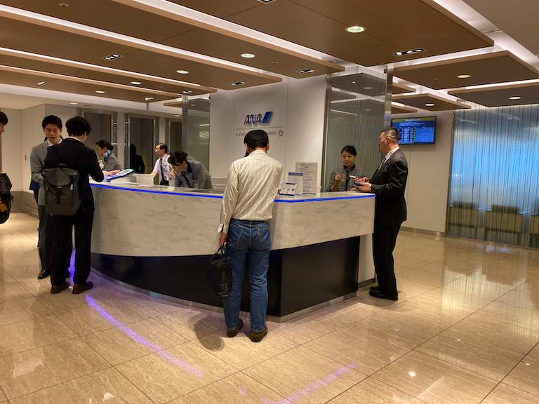 ANA国内線ラウンジ