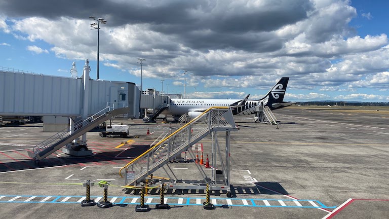 オークランド国際空港 ニュージーランド航空